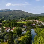 Du Pont 2* Ascain
