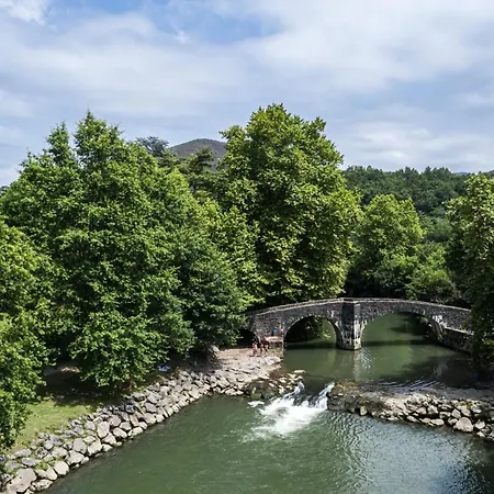 Du Pont Hotell Ascain