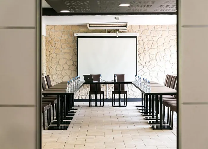 Du Pont Hotel Ascain